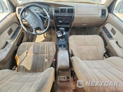 Zdjęcie 8 z 13 samochodu: 1994 TOYOTA 4RUNNER VIN:JT3GM84R5W0034362 - miniatura
