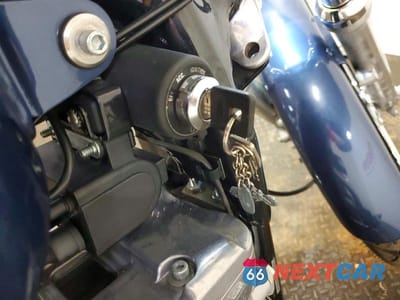 Zdjęcie 8 z 10 samochodu: 2003 HARLEY-DAVIDSON XL883 VIN:1HD4CAM173K437051 - miniatura