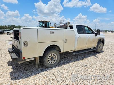 Trzecie zdjęcie samochodu z tyłu: 2021 CHEVROLET SILVERADO K2500 HEAVY DUTY LT VIN:1GC5YNE71MF286171 - miniatura