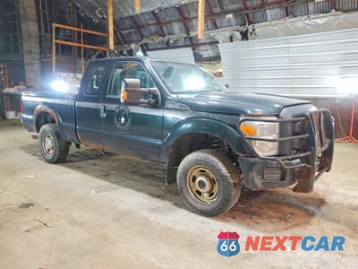 Czwarte zdjęcie samochodu z boku: 2015 FORD F250 SUPER DUTY VIN:1FT7X2B66FEB89482 - miniatura