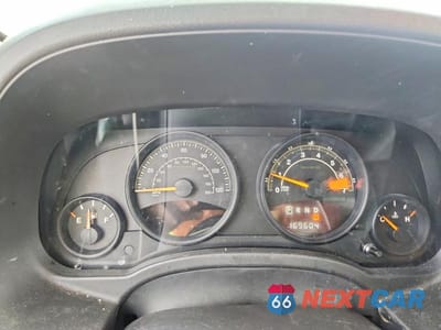 Zdjęcie 9 z 13 samochodu: 2015 JEEP PATRIOT SPORT VIN:1C4NJRBB2FD292256 - miniatura