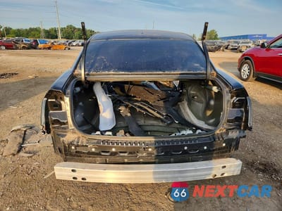 Zdjęcie 6 z 11 samochodu: 2019 CHRYSLER 300 VIN:2C3CCABG7KH682835 - miniatura