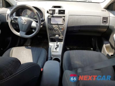 Zdjęcie 8 z 12 samochodu: 2013 TOYOTA COROLLA S VIN:2T1BU4EE4DC062294 - miniatura