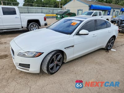 2017 JAGUAR XF PREMIUM SAJBJ4BNXHCY42586 - główne zdjęcie licytacji z USA - miniatura
