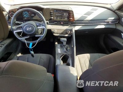 Zdjęcie 8 z 12 samochodu: 2022 HYUNDAI ELANTRA SEL VIN:KMHLN4AG2NU328274 - miniatura