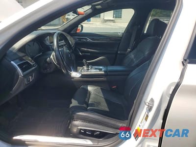 Zdjęcie 7 z 12 samochodu: 2016 BMW 750 XI VIN:WBA7F2C57GG419395 - miniatura