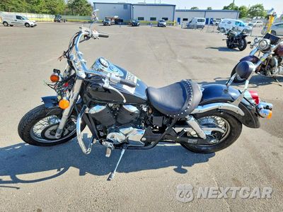 Trzecie zdjęcie samochodu z tyłu: 2002 HONDA VT750 CDB VIN:JH2RC44JX2K020098 - miniatura