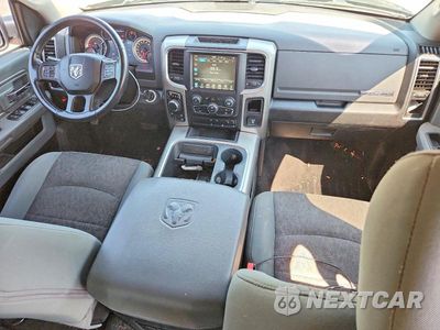 Zdjęcie 8 z 12 samochodu: 2017 RAM 1500 SLT VIN:3C6RR7LT3HG688344 - miniatura