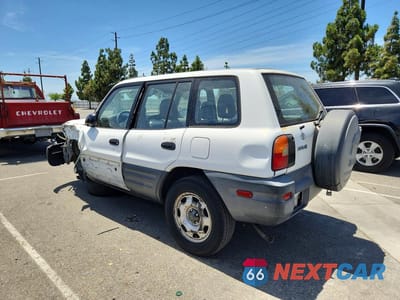 Drugie zdjęcie samochodu z przodu: 1997 TOYOTA RAV4 BASE VIN:JT3GP10V3V0018659 - miniatura