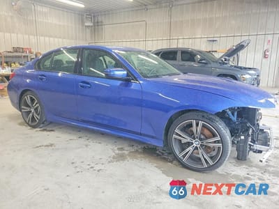 Czwarte zdjęcie samochodu z boku: 2020 BMW 330XI VIN:3MW5R7J06L8B19200 - miniatura
