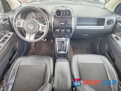 Zdjęcie 8 z 13 samochodu: 2017 JEEP COMPASS LATITUDE VIN:1C4NJDEB5HD210277 - miniatura