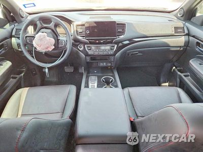 Zdjęcie 8 z 12 samochodu: 2025 HONDA RIDGELINE BLACK EDITION VIN:5FPYK3F84SB017682 - miniatura