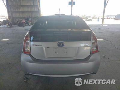 Zdjęcie 6 z 12 samochodu: 2012 TOYOTA PRIUS FOUR VIN:JTDKN3DUXC5385728 - miniatura