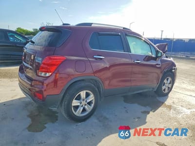 Trzecie zdjęcie samochodu z tyłu: 2017 CHEVROLET TRAX 1LT VIN:3GNCJLSB6HL139811 - miniatura