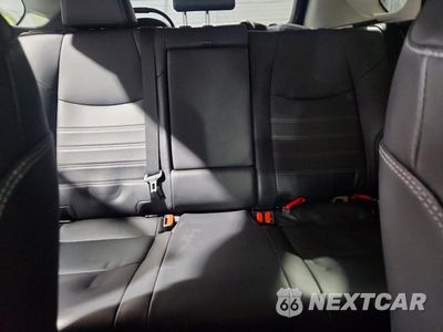 Zdjęcie 10 z 13 samochodu: 2020 TOYOTA RAV4 XLE PREMIUM VIN:JTMA1RFV1LD061864 - miniatura