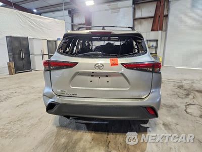 Zdjęcie 6 z 13 samochodu: 2022 TOYOTA HIGHLANDER XLE VIN:5TDGZRBH6NS589653 - miniatura
