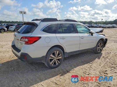 Trzecie zdjęcie samochodu z tyłu: 2019 SUBARU OUTBACK 3.6R LIMITED VIN:4S4BSENCXK3264410 - miniatura