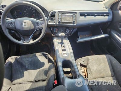Zdjęcie 8 z 13 samochodu: 2017 HONDA HR-V LX VIN:3CZRU5H38HG700132 - miniatura