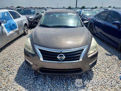 Piąte zdjęcie samochodu w środku: 2015 NISSAN ALTIMA 2.5 S VIN:1N4AL3AP2FC130609 - miniatura