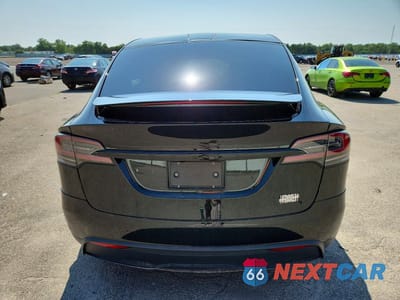 Zdjęcie 6 z 13 samochodu: 2026 TESLA MODEL X VIN:7SAXCBE68TF479811 - miniatura