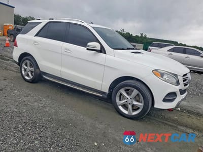 Czwarte zdjęcie samochodu z boku: 2016 MERCEDES-BENZ GLE 350 VIN:4JGDA5JB7GA692995 - miniatura