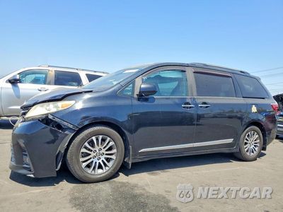 2020 TOYOTA SIENNA XLE 8-PASSENGER 5TDYZ3DC7LS036901 - główne zdjęcie licytacji z USA - miniatura