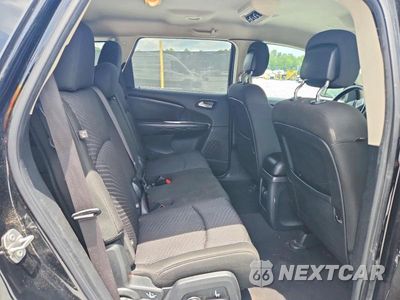 Zdjęcie 11 z 13 samochodu: 2020 DODGE JOURNEY SE VIN:3C4PDCAB1LT247541 - miniatura