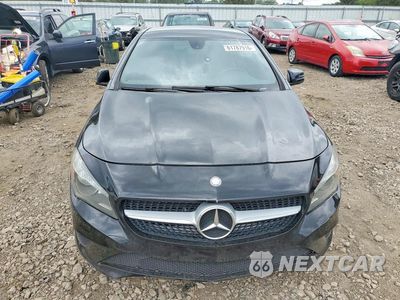Piąte zdjęcie samochodu w środku: 2014 MERCEDES-BENZ CLA 250 VIN:WDDSJ4EB9EN025776 - miniatura