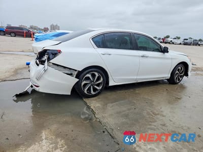 Trzecie zdjęcie samochodu z tyłu: 2016 HONDA ACCORD EXL VIN:1HGCR2F84GA045458 - miniatura