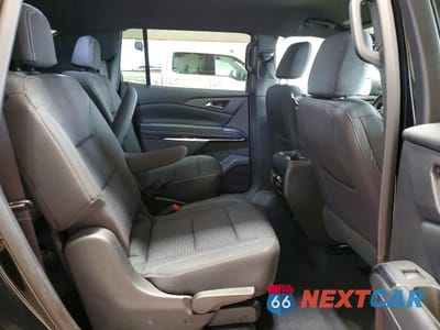 Zdjęcie 11 z 13 samochodu: 2025 CHEVROLET TRAVERSE LT VIN:1GNEVGRS8SJ277052 - miniatura