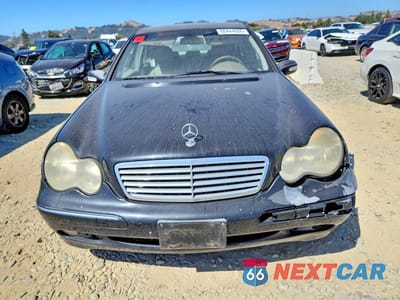 Piąte zdjęcie samochodu w środku: 2003 MERCEDES-BENZ C 320 4MATIC VIN:WDBRF84J53F438620 - miniatura