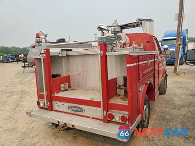 Trzecie zdjęcie samochodu z tyłu: 1982 FORD ECONOLINE E350 CUTAWAY VAN VIN:1FDHE30E6CHA20773 - miniatura