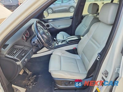 Zdjęcie 7 z 13 samochodu: 2012 BMW X5 M VIN:5YMGY0C54CLK27295 - miniatura