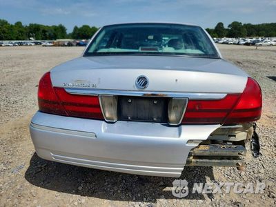 Zdjęcie 6 z 12 samochodu: 2003 MERCURY GRAND MARQUIS GS VIN:2MEFM74W33X649947 - miniatura