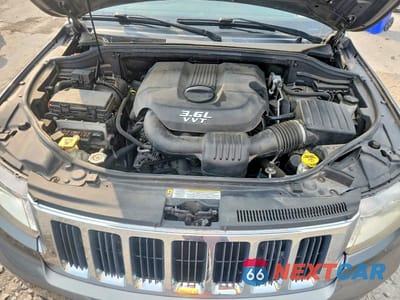 Zdjęcie 11 z 12 samochodu: 2013 JEEP GRAND CHEROKEE LAREDO VIN:1C4RJFAG6DC528231 - miniatura