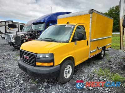 2023 GMC SAVANA BOX TRUCK 1GD07RFP2P1122587 - główne zdjęcie licytacji z USA - miniatura