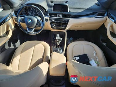 Zdjęcie 8 z 12 samochodu: 2018 BMW X1 XDRIVE28I VIN:WBXHT3C39J5F92199 - miniatura