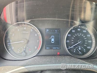 Zdjęcie 9 z 12 samochodu: 2018 HYUNDAI ELANTRA SEL VIN:5NPD84LF2JH227597 - miniatura