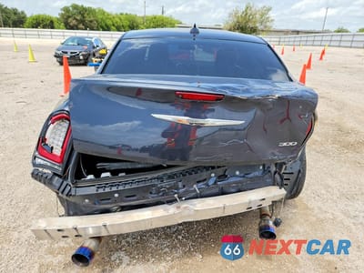 Zdjęcie 6 z 13 samochodu: 2019 CHRYSLER 300 TOURING VIN:2C3CCAAG4KH700936 - miniatura