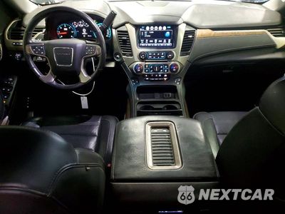 Zdjęcie 8 z 12 samochodu: 2018 GMC YUKON XL DENALI VIN:1GKS2HKJ4JR285357 - miniatura