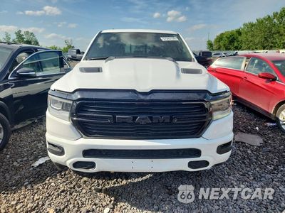 Piąte zdjęcie samochodu w środku: 2024 RAM 1500 LARAMIE VIN:1C6SRFJT5RN177483 - miniatura