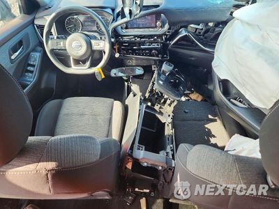 Zdjęcie 8 z 13 samochodu: 2021 NISSAN ROGUE SV VIN:5N1AT3BA4MC752660 - miniatura