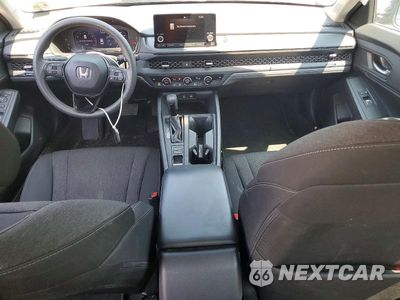 Zdjęcie 8 z 12 samochodu: 2023 HONDA ACCORD EX VIN:1HGCY1F32PA046075 - miniatura