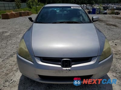 Piąte zdjęcie samochodu w środku: 2004 HONDA ACCORD LX VIN:1HGCM564X4A153186 - miniatura