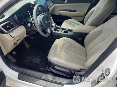 Zdjęcie 7 z 12 samochodu: 2017 KIA OPTIMA LX VIN:5XXGT4L31HG157002 - miniatura
