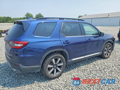 Trzecie zdjęcie samochodu z tyłu: 2023 HONDA PILOT TOURING VIN:5FNYG1H71PB038385 - miniatura