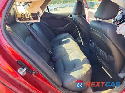 Zdjęcie 10 z 13 samochodu: 2015 KIA OPTIMA SX VIN:5XXGR4A61FG482435 - miniatura