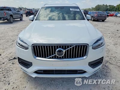 Piąte zdjęcie samochodu w środku: 2021 VOLVO XC90 T6 MOMENTUM VIN:YV4A22PK5M1769513 - miniatura