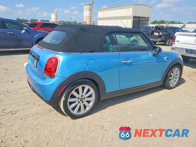 Trzecie zdjęcie samochodu z tyłu: 2017 MINI COOPER VIN:WMWWG5C32H3C20582 - miniatura