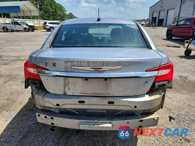 Zdjęcie 6 z 13 samochodu: 2014 CHRYSLER 200 LIMITED VIN:1C3CCBCG5EN136115 - miniatura